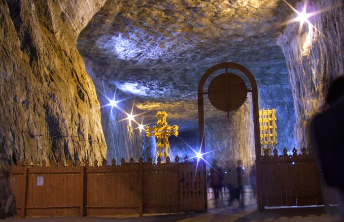  The awesome Salina Praid salt mine