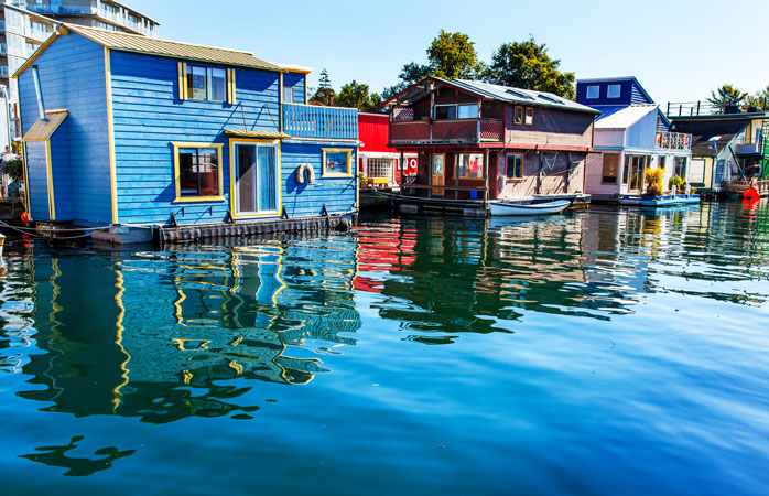 Go on a kayak tour from Fisherman's Wharf, Victoria, BC © Tourism Victoria