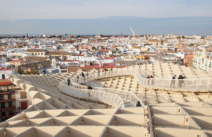 Snap pictures from the Metropol Parasol’s walkway in Sevilla
