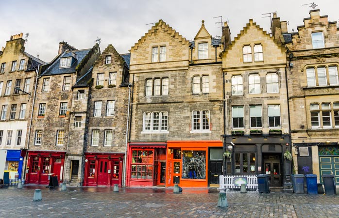 Wander around the colourful buildings of Edinburgh's Grassmarket area