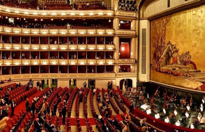 Complete your trip to Vienna with a visit to Vienna State Opera