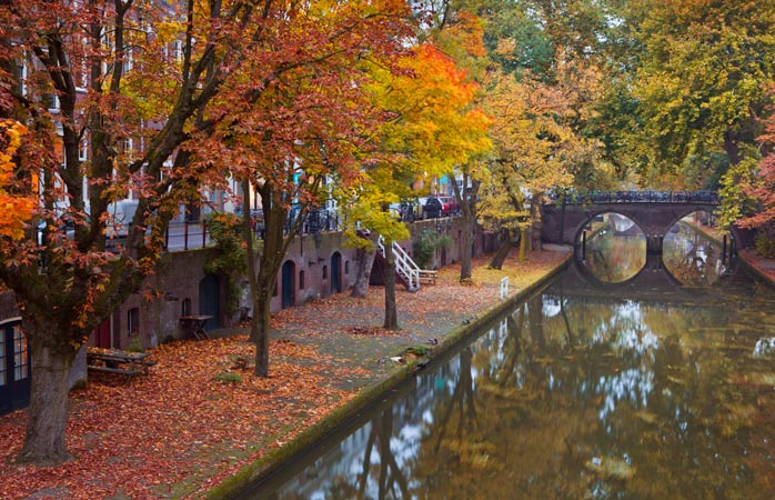 The canals of Utrecht in autumn 