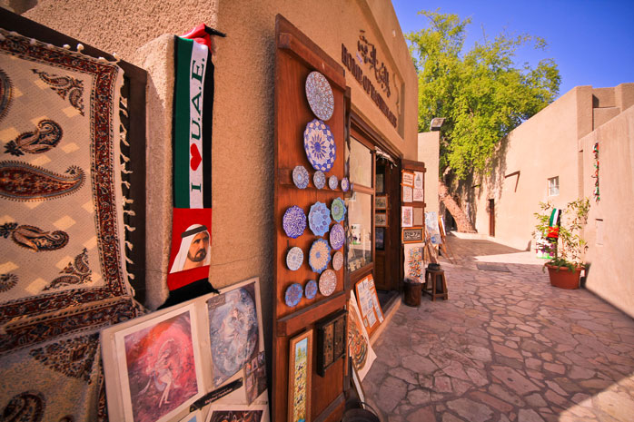 Explore the art galleries and cafés in the Al Bastakiya neighbourhood 