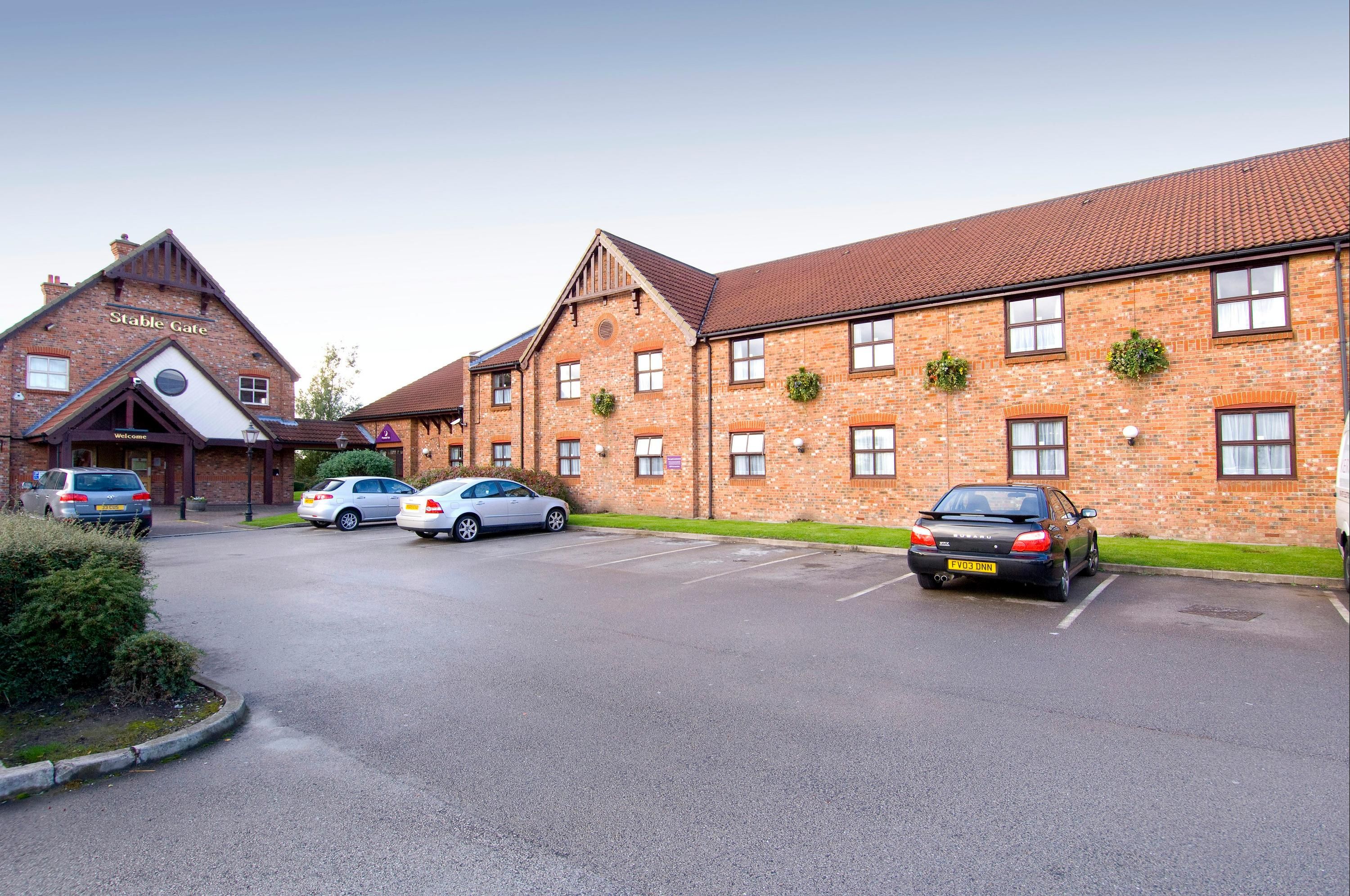 Premier Inn Manchester - Denton in Manchester, the United Kingdom from £46:  Deals, Reviews, Photos | momondo