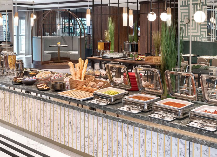 Buffet Photo