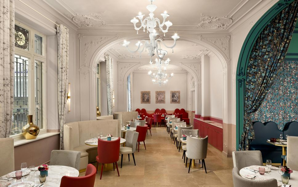 Restaurant Photo