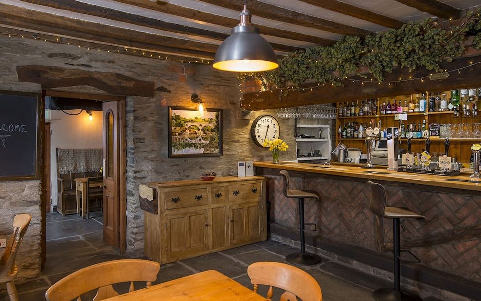 Bar Photo