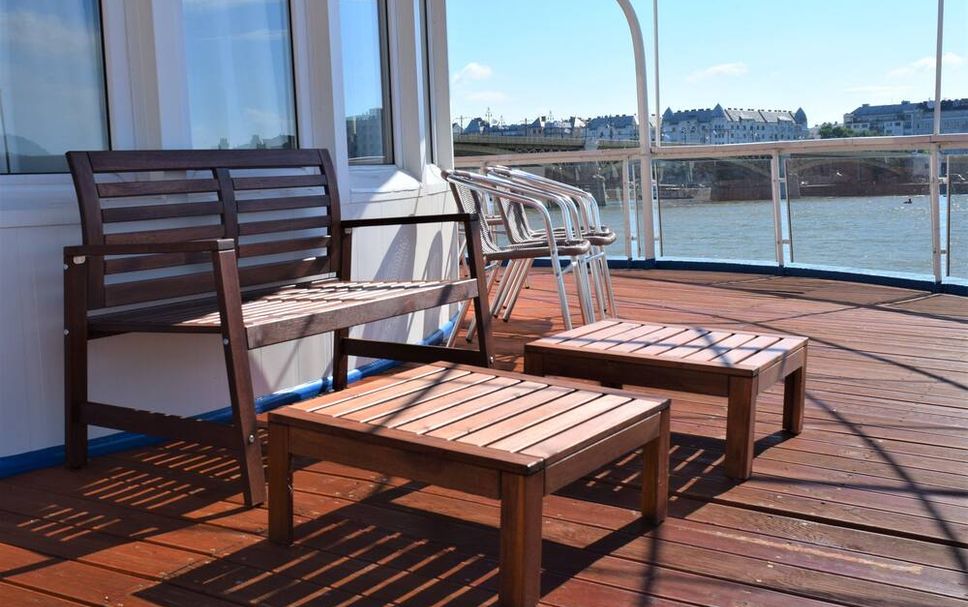Balcony Photo