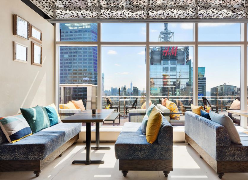 Lounge Photo