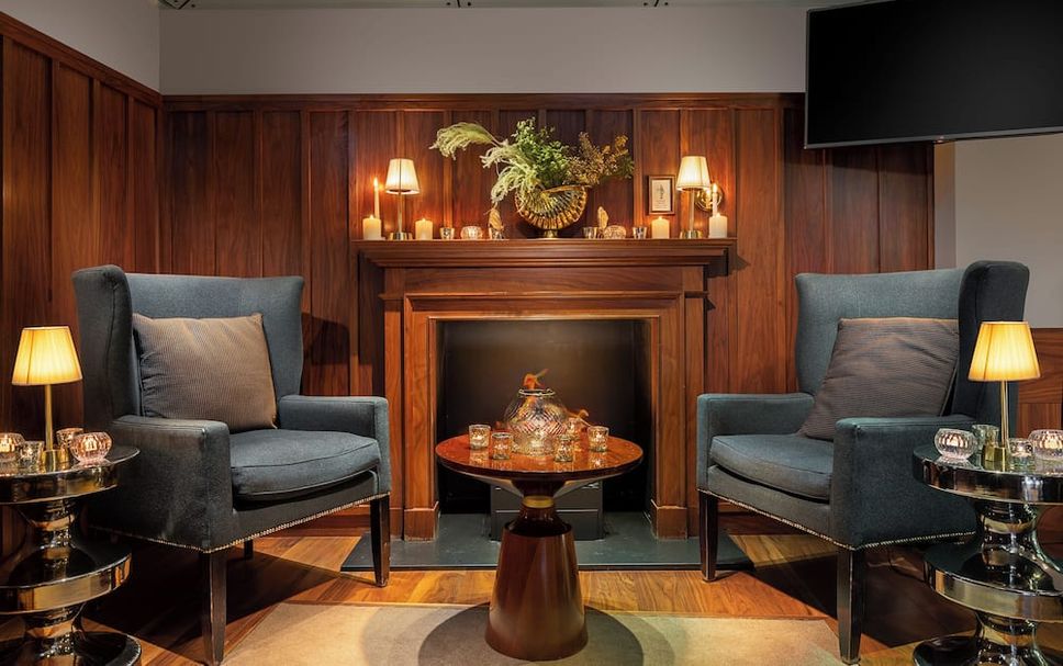 Lounge Photo