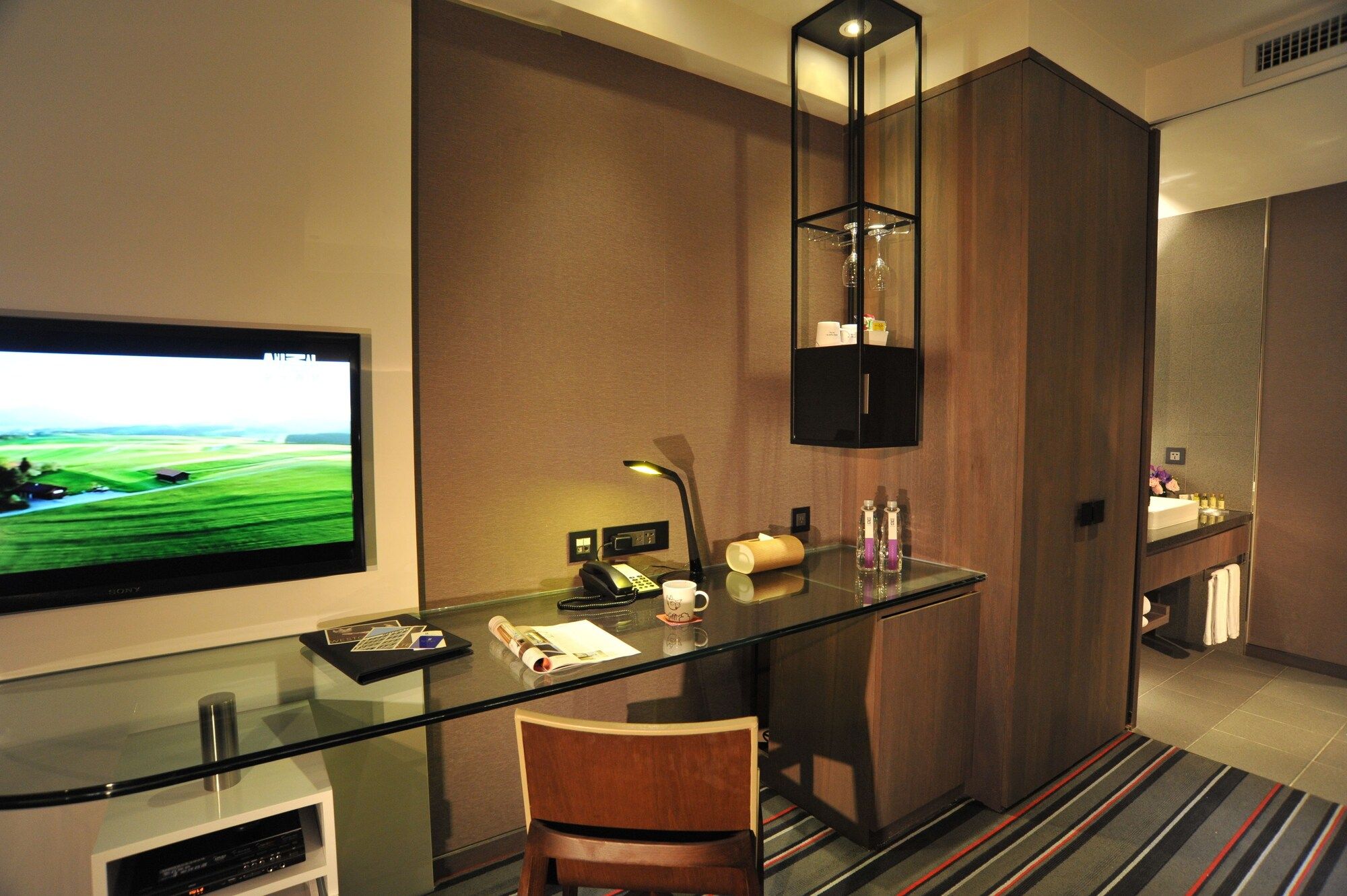 Room amenity
