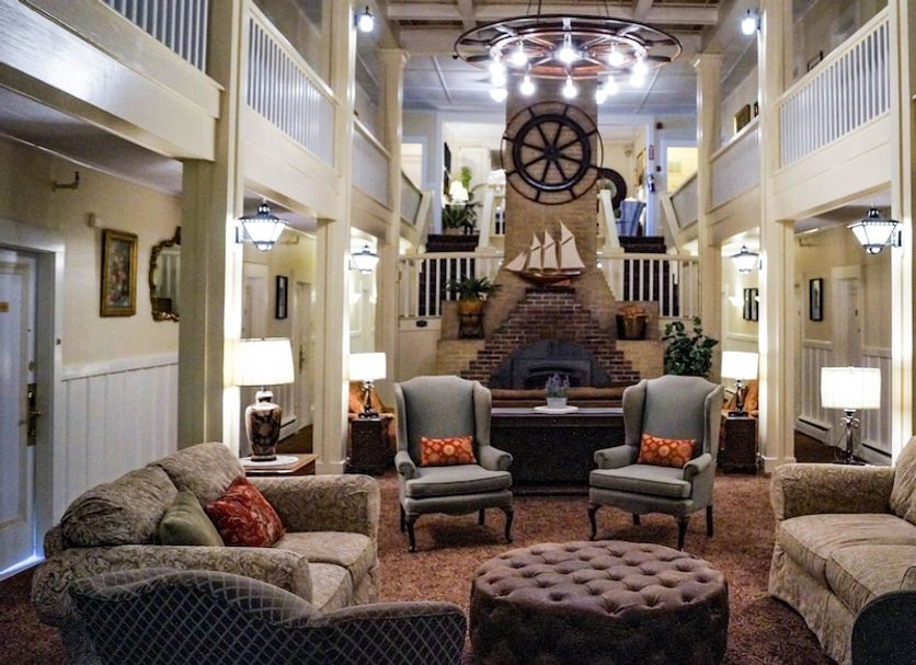 Lounge Photo