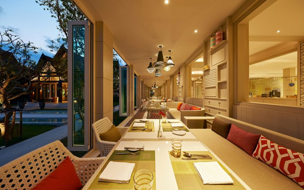Restaurant Photo