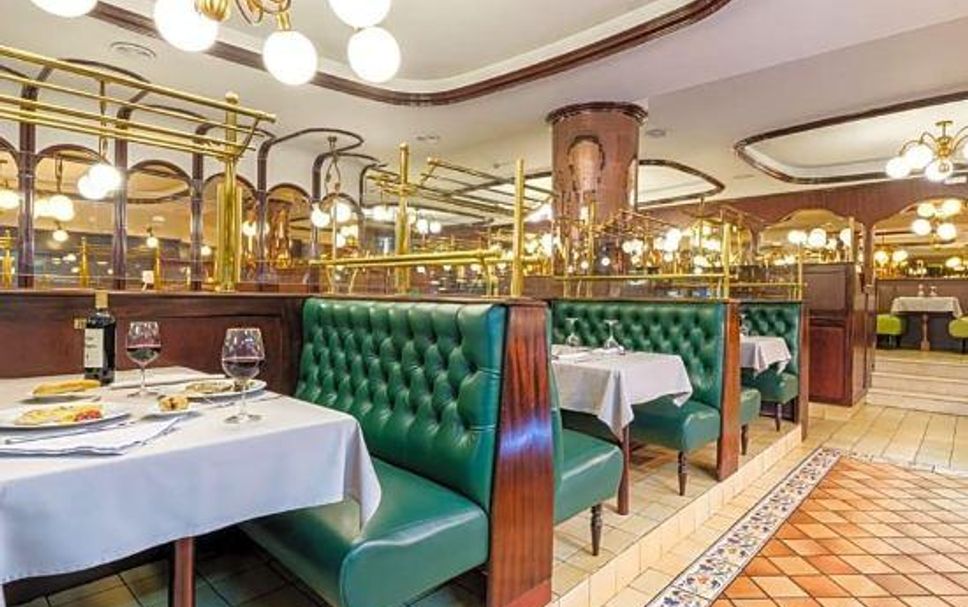 Restaurant Photo