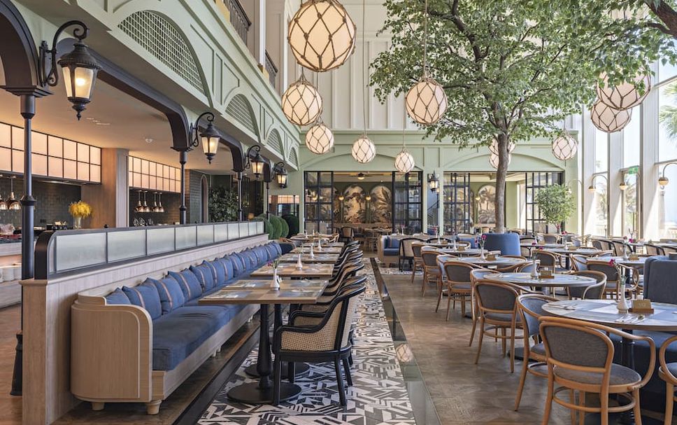 Restaurant Photo