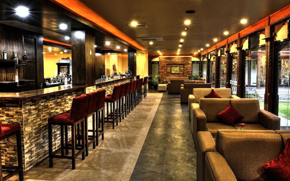 Bar Photo
