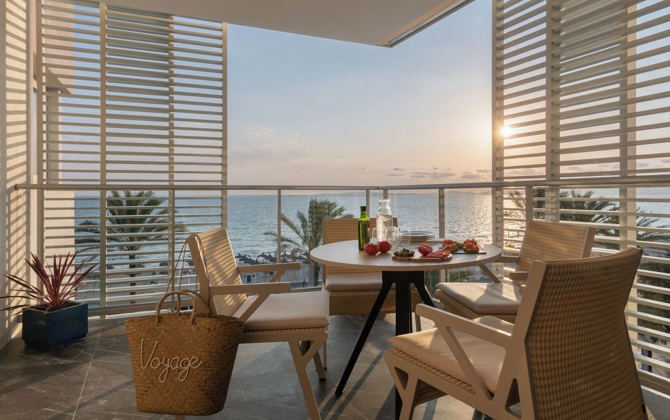 Balcony Photo