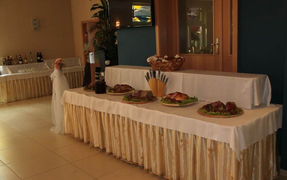 Buffet Photo