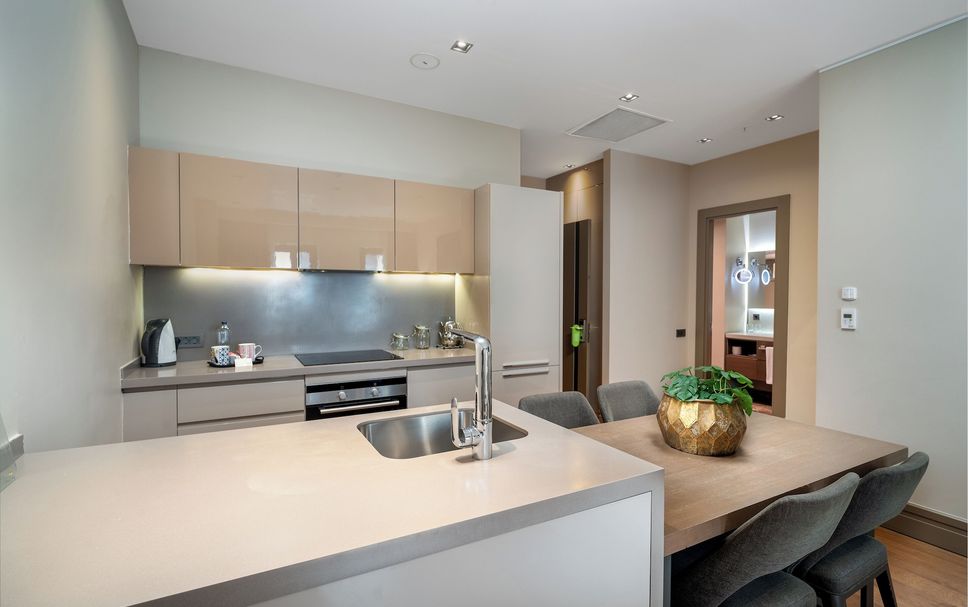 Kitchen Photo