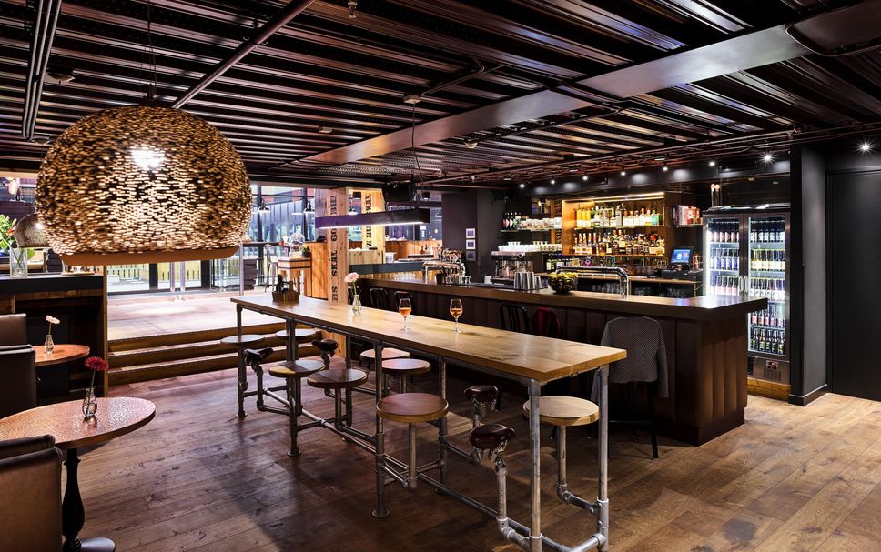 Bar Photo