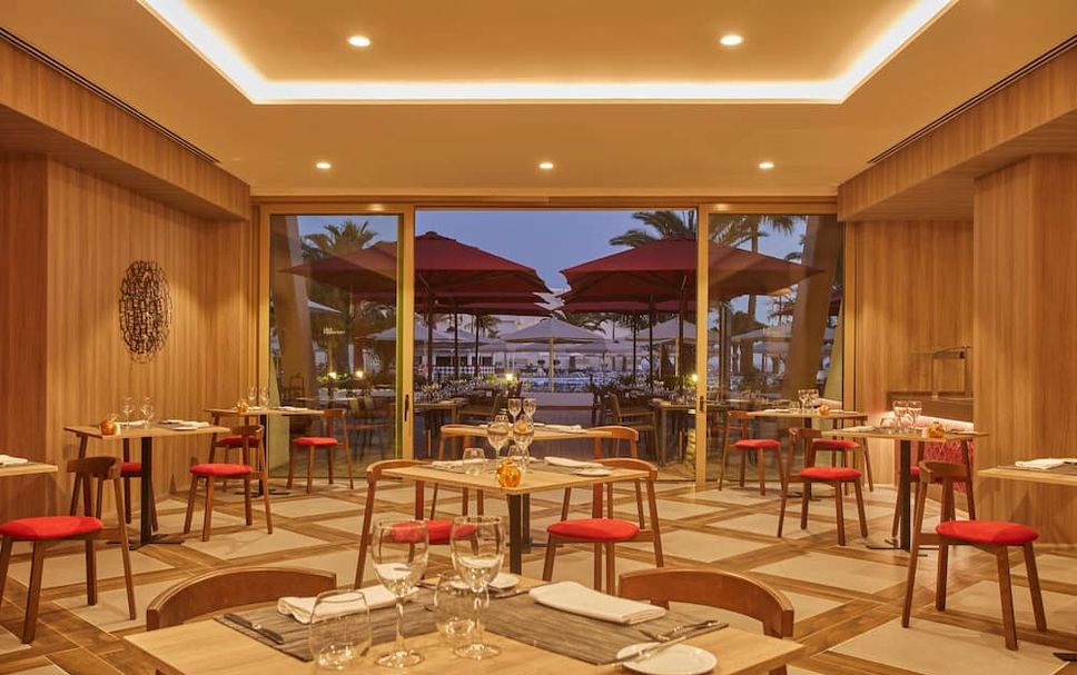 Restaurant Photo