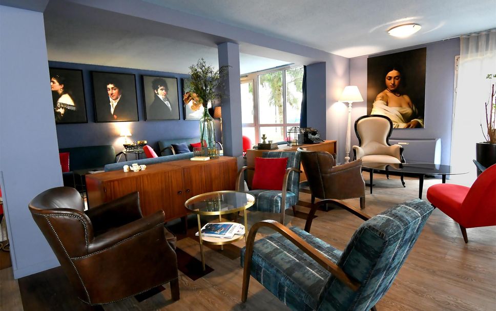 Lounge Photo