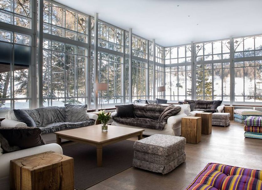 Lounge Photo