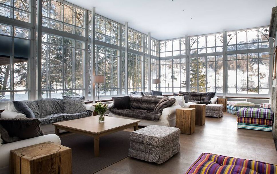 Lounge Photo