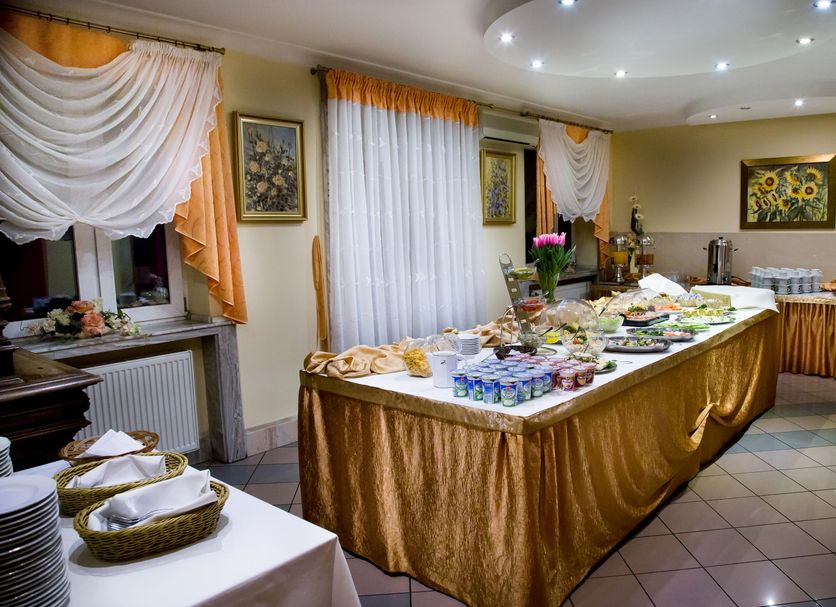 Buffet Photo